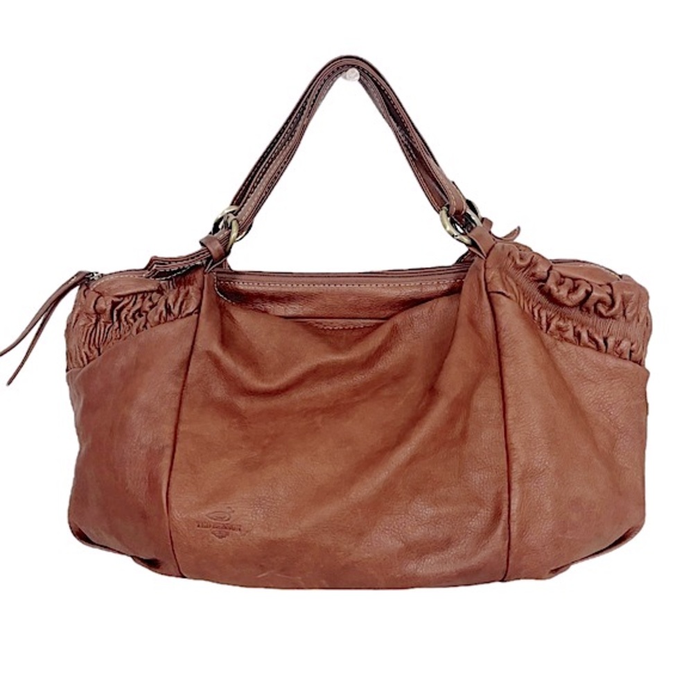 Elegant Brown Leather Tote by [Brand]